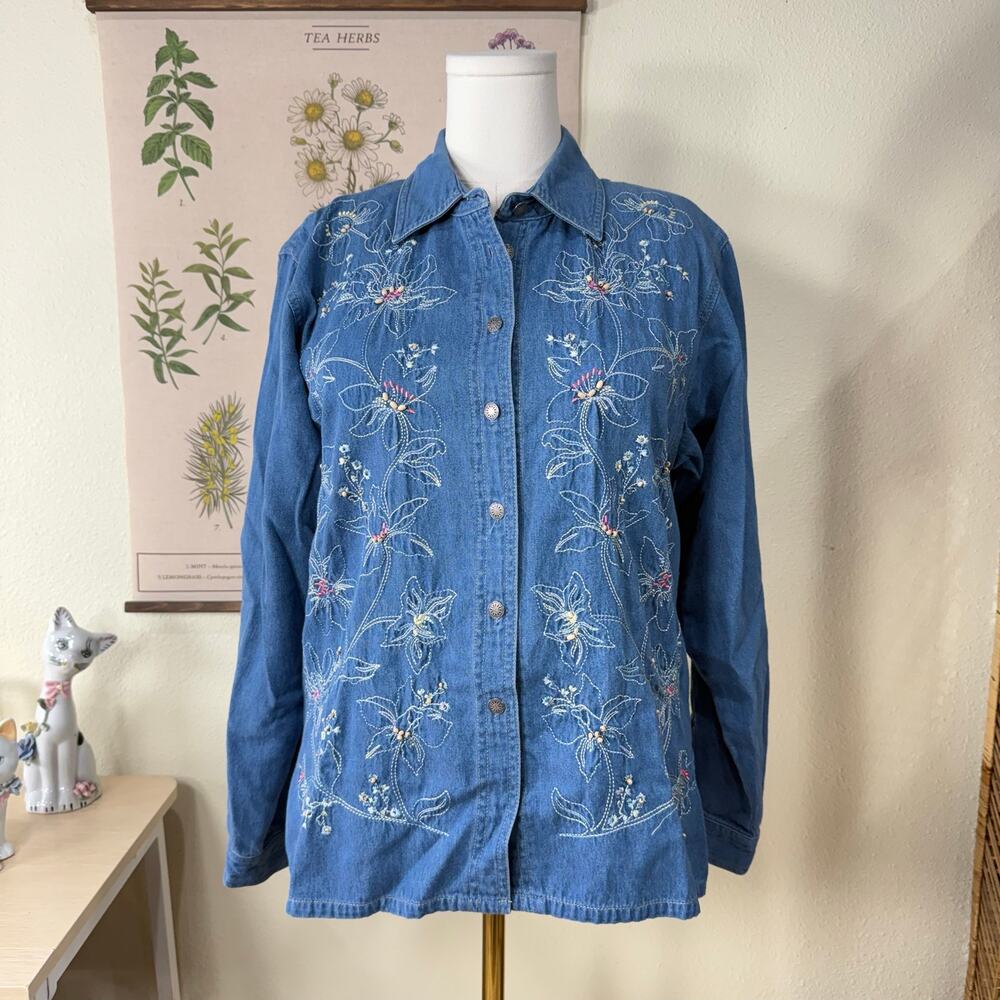 Vintage 90s Denim Floral Embroidered Button Up Shirt Cottage Prairie Grandma MP